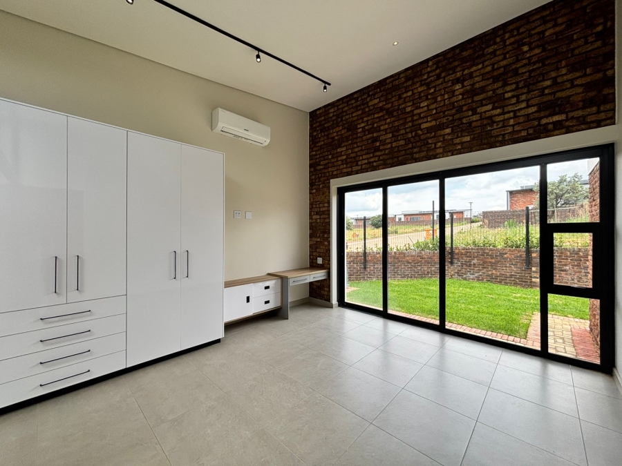 3 Bedroom Property for Sale in Helderzicht Eco Estate North West